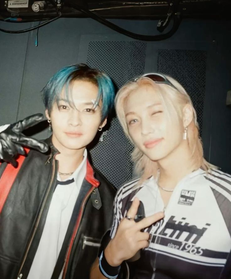Stray Kids, Enhypen, Cortis, Ateez - Guess Who Template